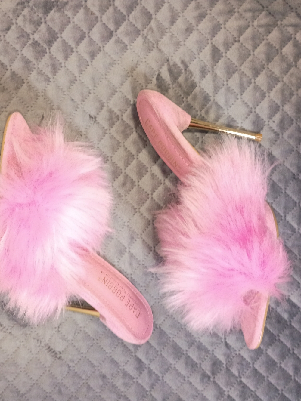 Cape Robbin Pink Faux Fur High Heel Slides - Picture 3 of 7